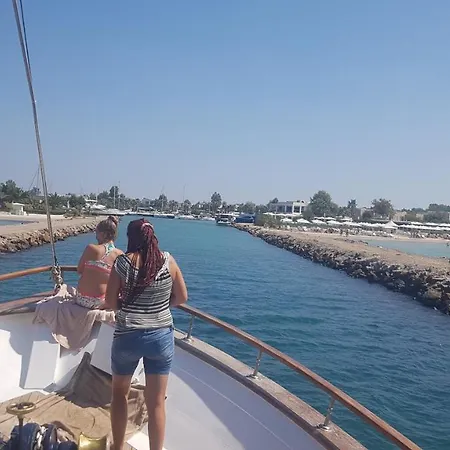 Lägenhetshotell Halkidiki Néa Fókaia