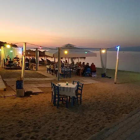 アパートホテル Halkidiki 3*