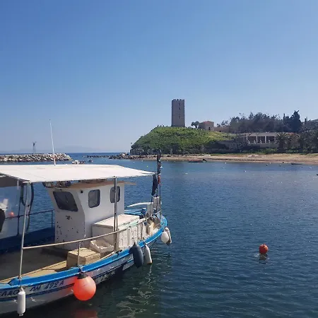 アパートホテル Halkidiki 3*